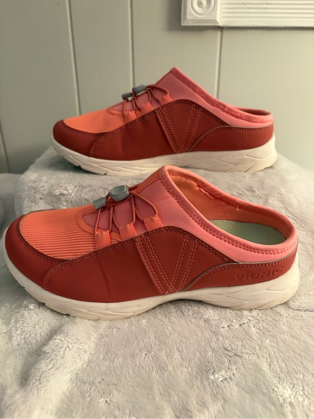 Vionic Coral Pink Slip-On Sneakers with Toggle Laces - Picture 4 of 9